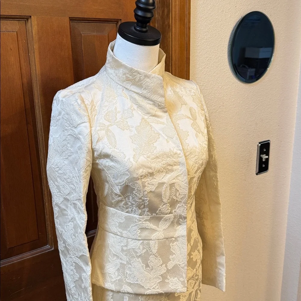 PRICE FIRM NWT Valentino Roma Beige Textured Blazer & Skirt Set Size 40|4 - Picture 11 of 13